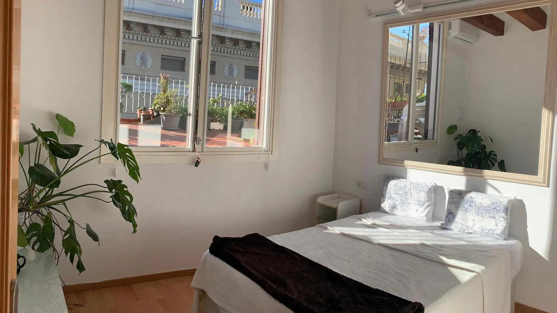 Apartament Ramblas Waterfront Stay Barcelona